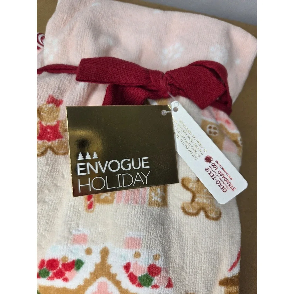 Envogue Pink Holiday Gingerbread House Hand Towels Set of 2 New